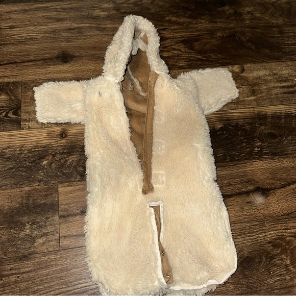 Baby Gap Tan Faux Suede Sherpa Shearling Infant Snow Suit Bunting Newborn 0-3 mo - Picture 8 of 8